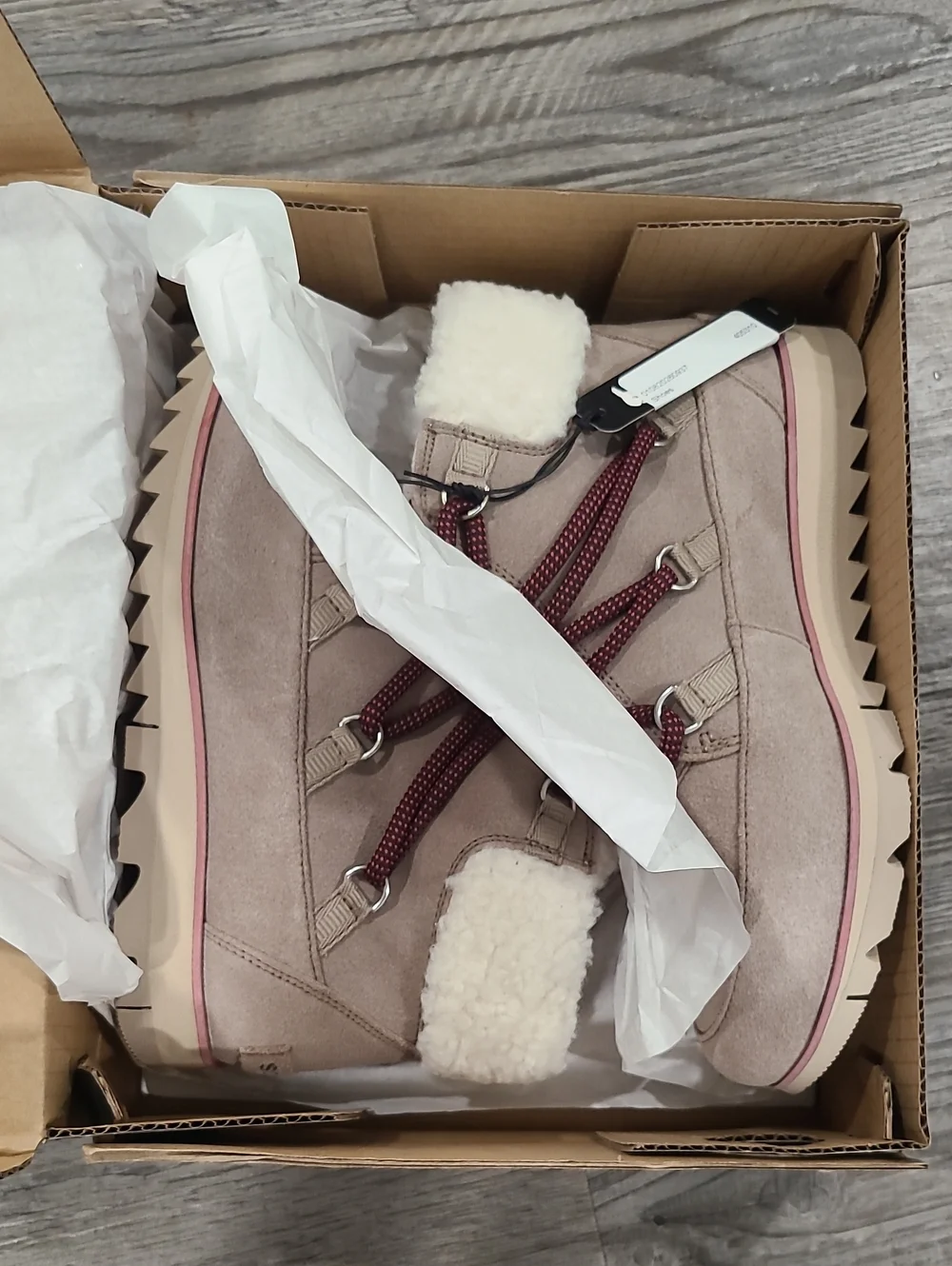 Harlow Lace Cozy [Omega Taupe, A.Fossil] Size 7